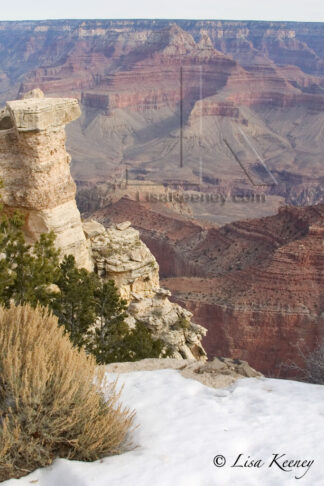 Photo of Grand Canyon with snow